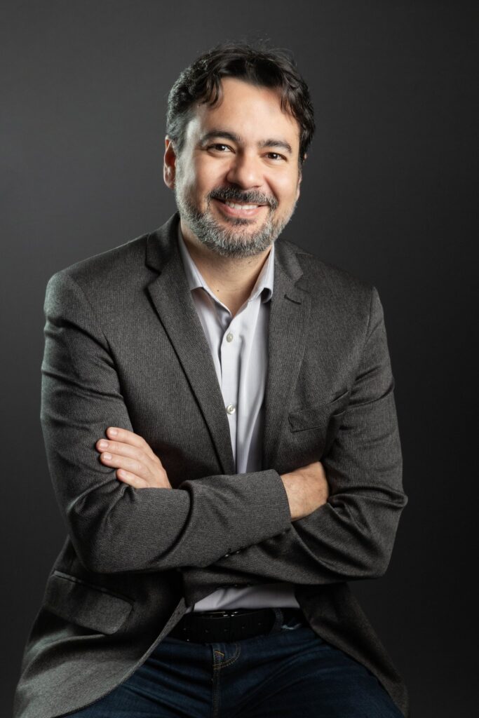 Dr. Tiago Xavier - Urologista